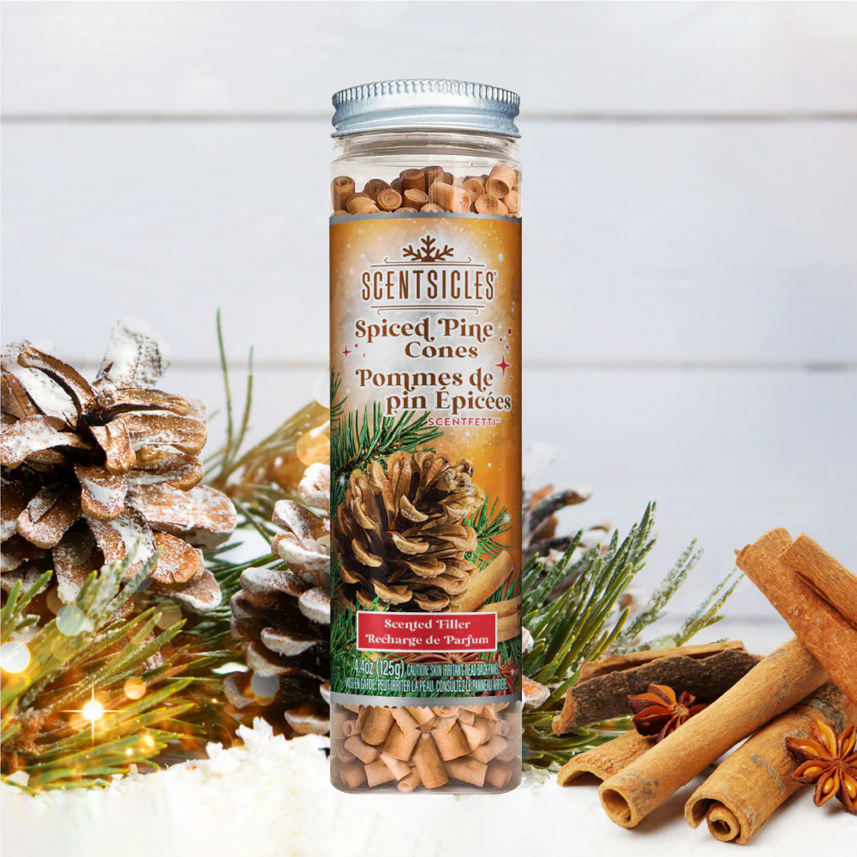 Scenticles Spiced Pine Cones recharge de parfum avec des pommes de pin et de la cannelle