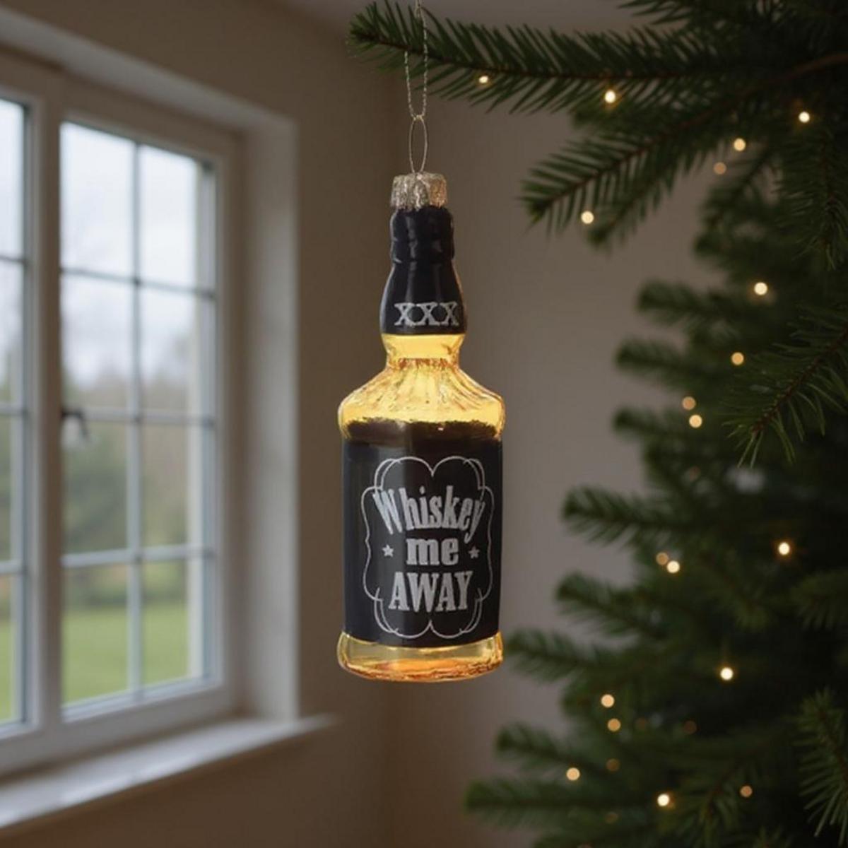 Décoration de sapin en forme de bouteille de whisky "Whiskey me away"