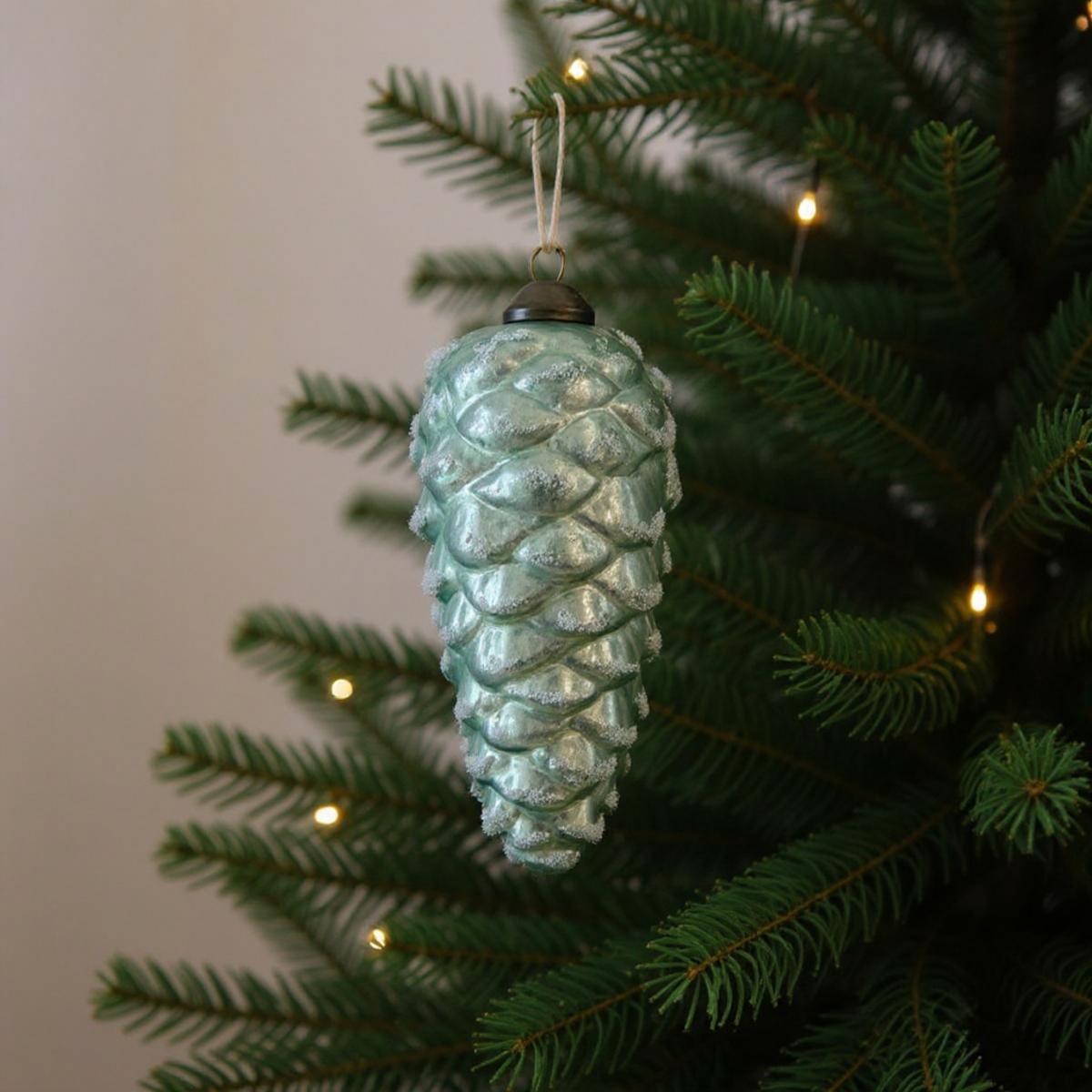 Decorazione per albero di Natale a forma di pigna color verde acqua satinato